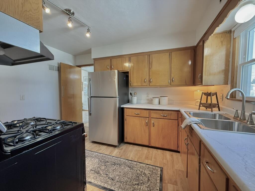 609 North Cedar Street Horicon, WI 53032 - Photo 10 of 25 F8AA9591-0F97-46FE-BA43-AE74011E65FB_1_1