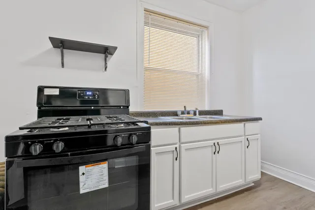 $469,000 | 7819 South Cornell Avenue, Chicago, IL 60649