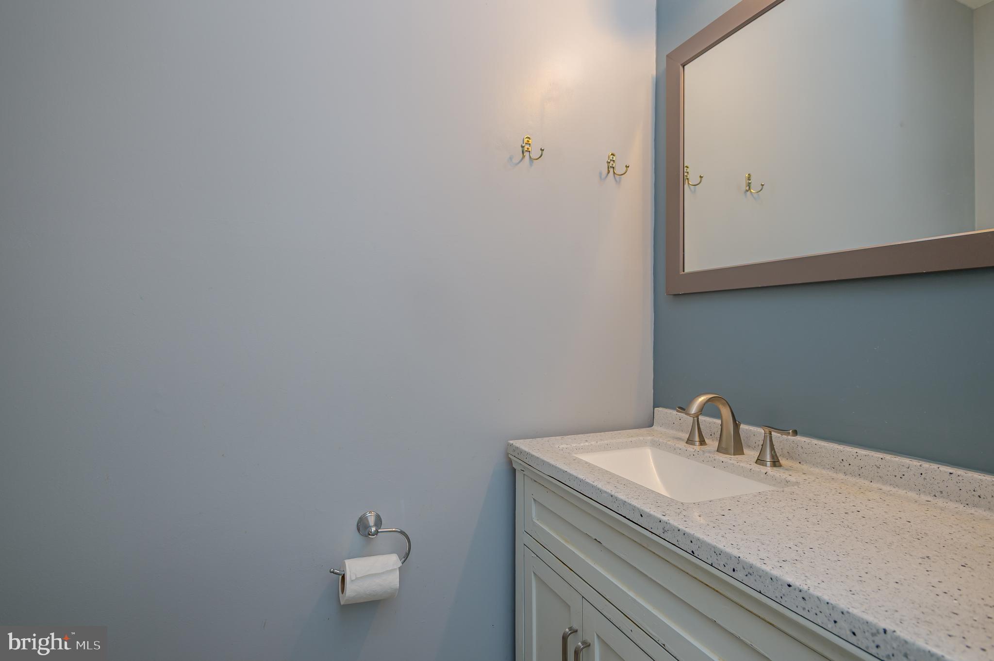 336 Bolton Road East Windsor, NJ 08520 - Photo 16 of 34