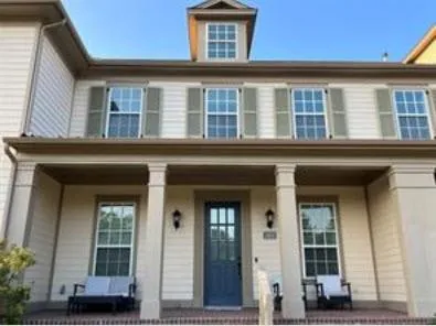 $2,600 | 1105 Water Street, Carrollton, TX 75007