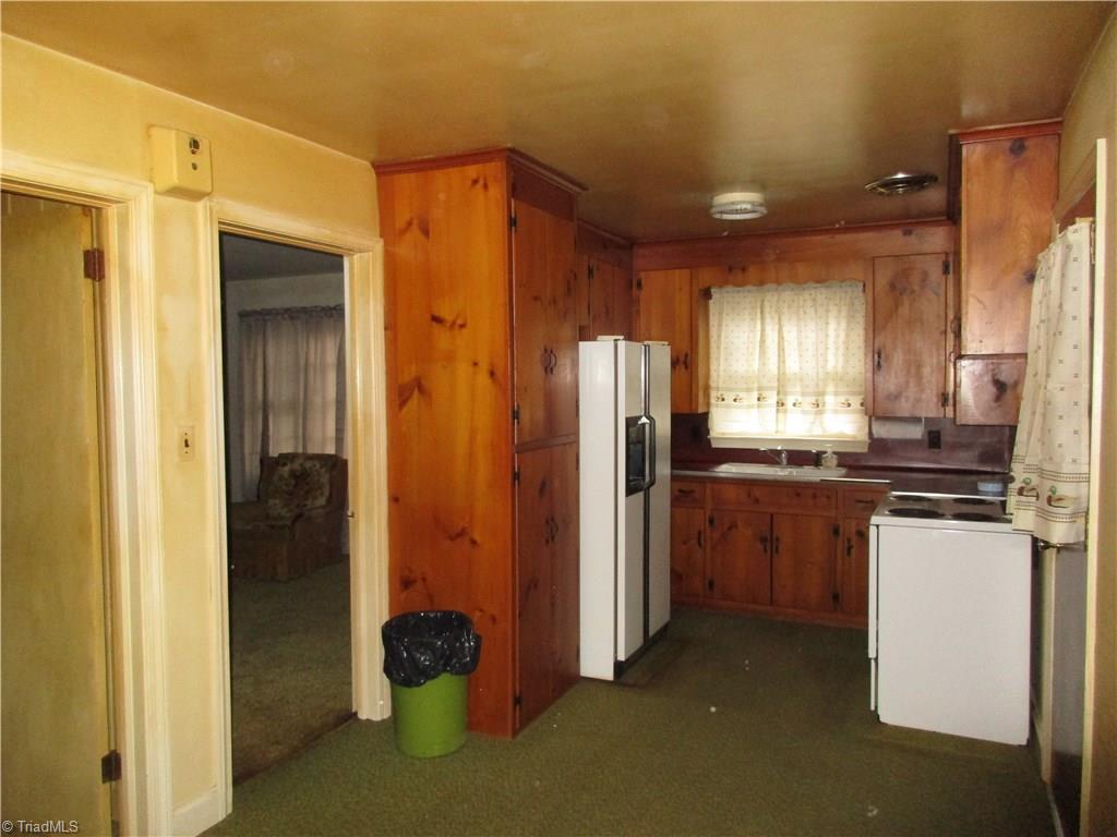 390 Academy Street Rural Hall, NC 27045 - Photo 9 of 27