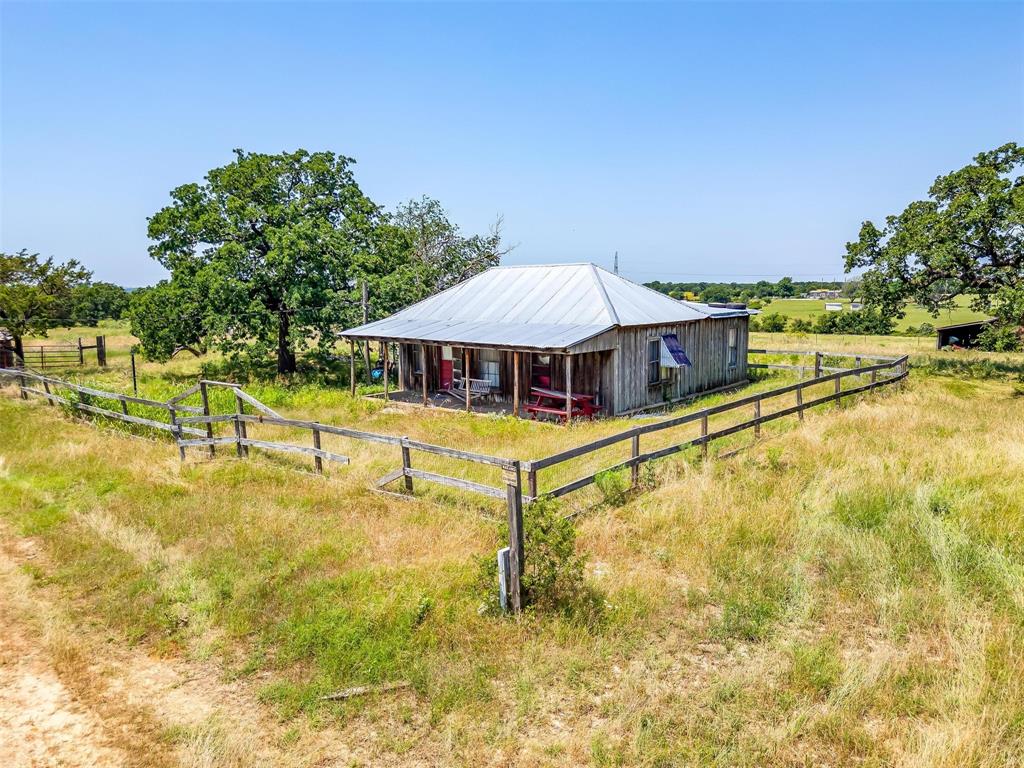 210 Trails End Poolville, TX 76487 - Photo 17 of 25