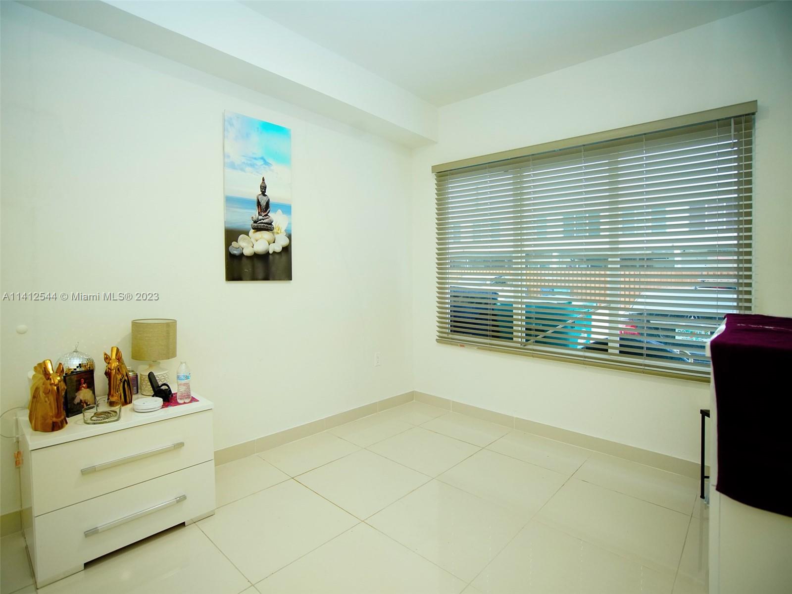 Naranja Homestead, FL 33033 - Photo 4 of 22 a view of a room with toys and toys