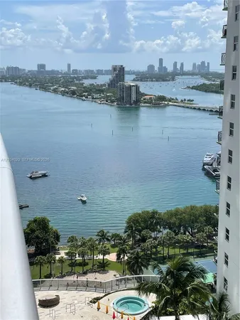 $3,490 | 488 Northeast 18th Street, Unit 2204, Miami, FL 33132