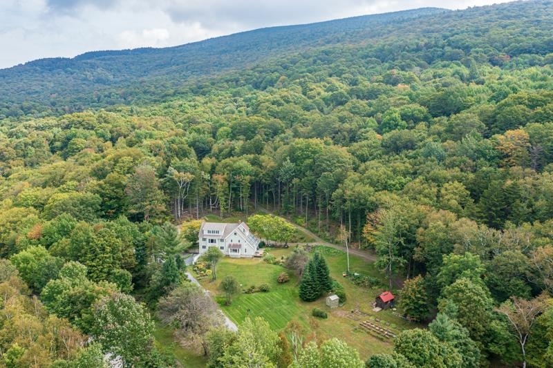 2744 Danby Mountain Road Dorset, VT 05251 - Photo 4 of 40