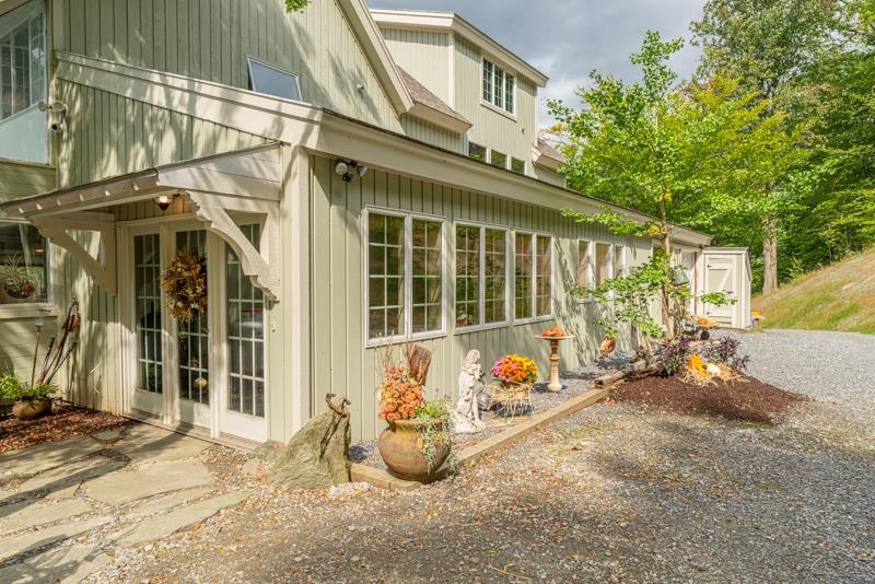 2744 Danby Mountain Road Dorset, VT 05251 - Photo 7 of 40