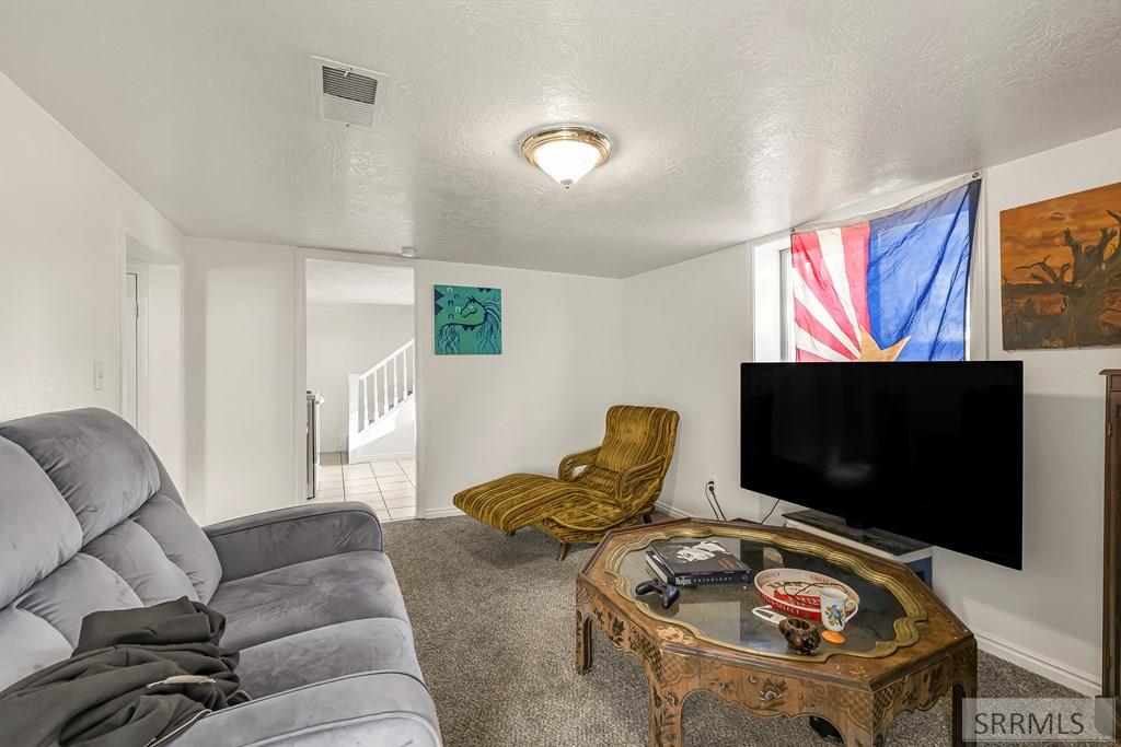 166 Washington Avenue Pocatello, ID 83201 - Photo 11 of 20