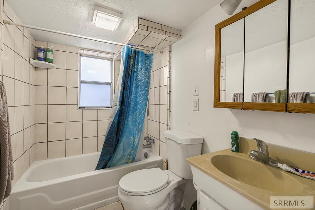 166 Washington Avenue Pocatello, ID 83201 - Photo 15 of 20