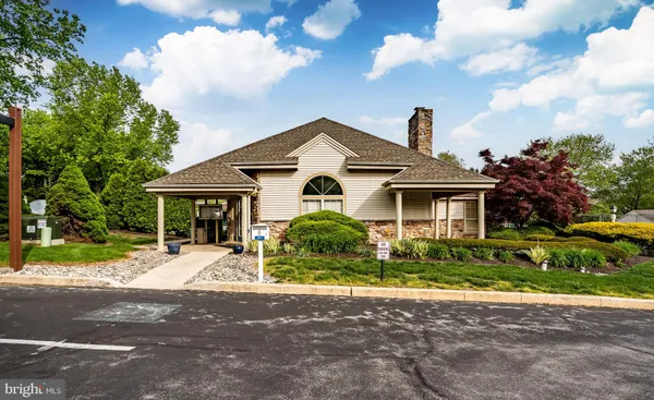 $2,295 | 1005 Foxmeadow Drive, Unit CONDO 1005, Royersford, PA 19468