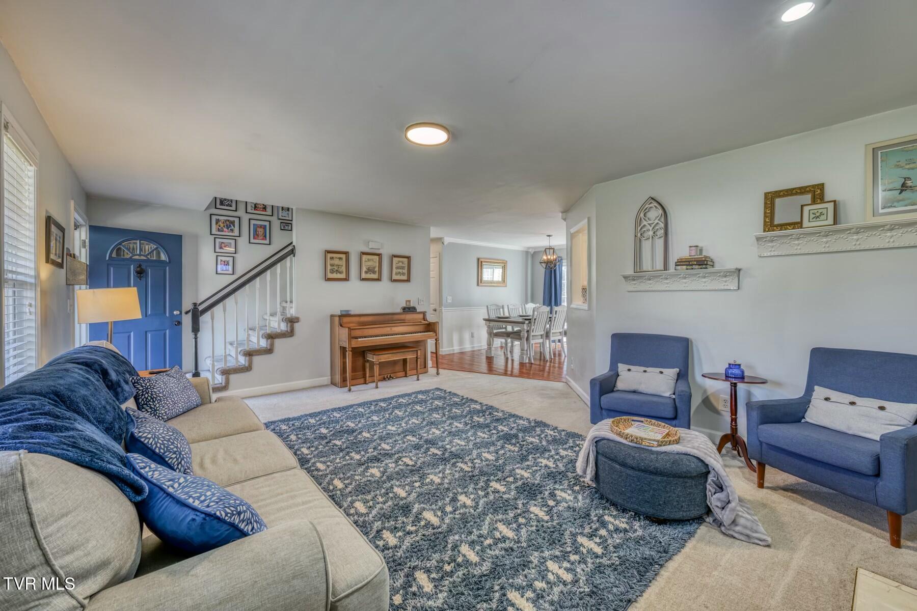 164 Dean Archer Road Jonesborough, TN 37659 - Photo 14 of 45 Living Room