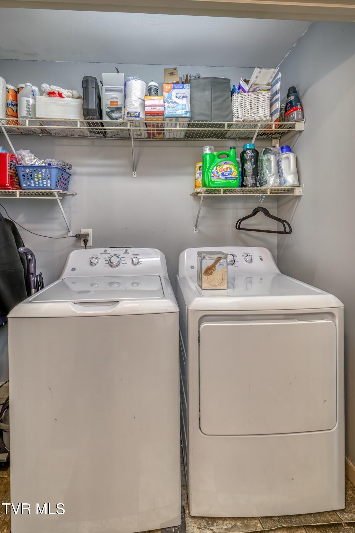164 Dean Archer Road Jonesborough, TN 37659 - Photo 24 of 45 Laundry/Powder Room