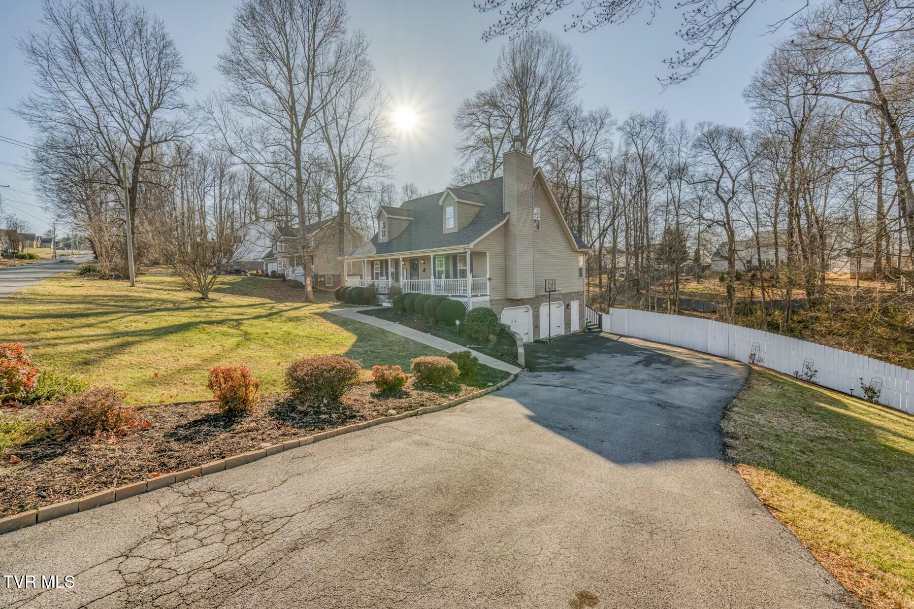 164 Dean Archer Road Jonesborough, TN 37659 - Photo 3 of 45 164 Dean Archer Rd