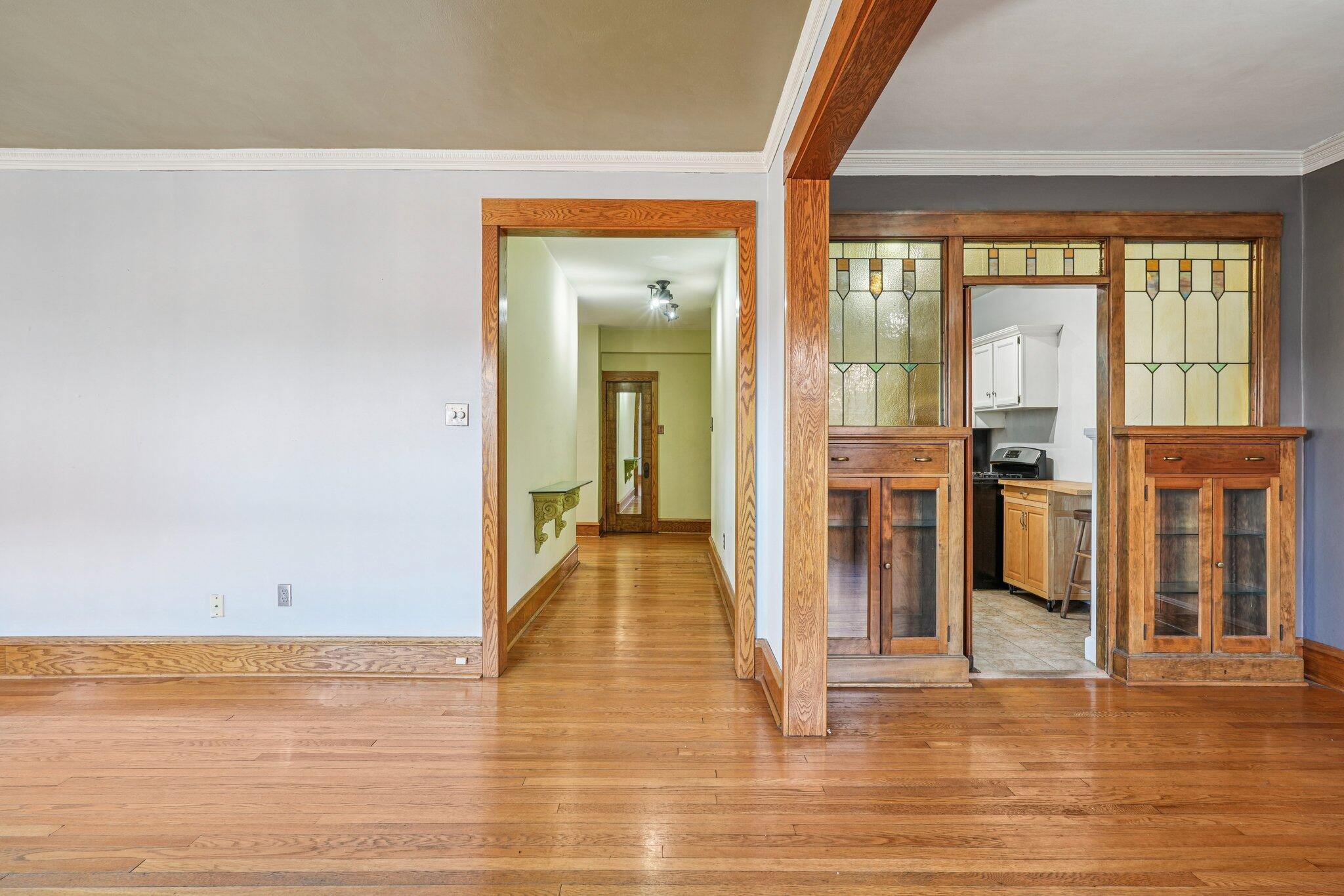 1983 North Summit Avenue, Unit 34 Milwaukee, WI 53202 - Photo 5 of 35 Hallway