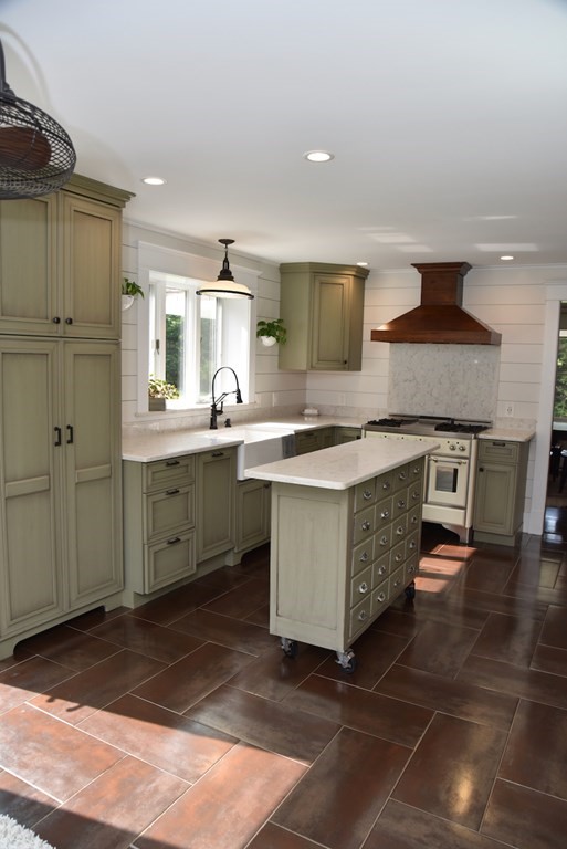 176 East County Road Rutland, MA 01543 - Photo 4 of 42