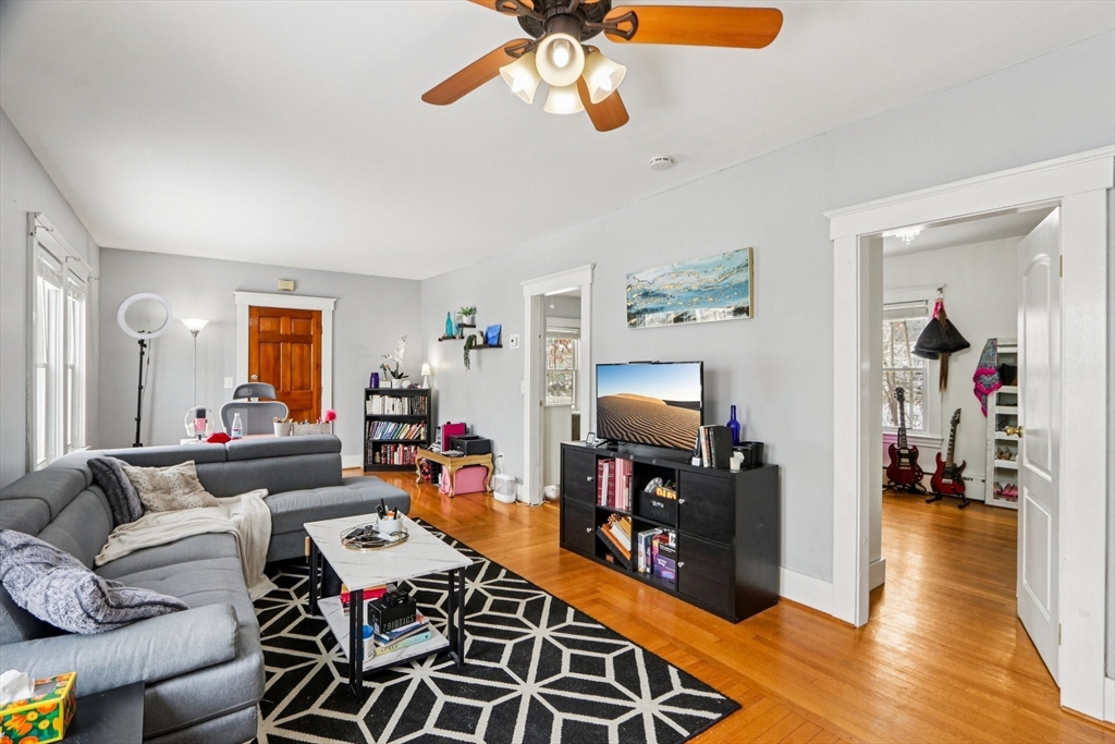 21 Briggs Street Taunton, MA 02780 - Photo 14 of 41