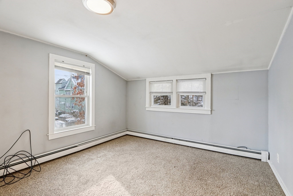 21 Briggs Street Taunton, MA 02780 - Photo 32 of 41