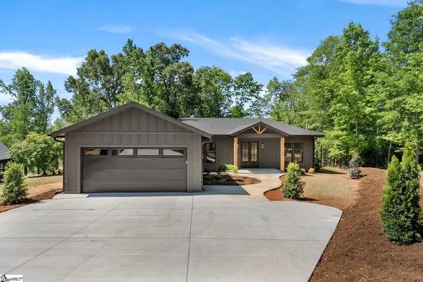 $769,900 | 4809 Great Oaks Drive, Anderson, SC 29625
