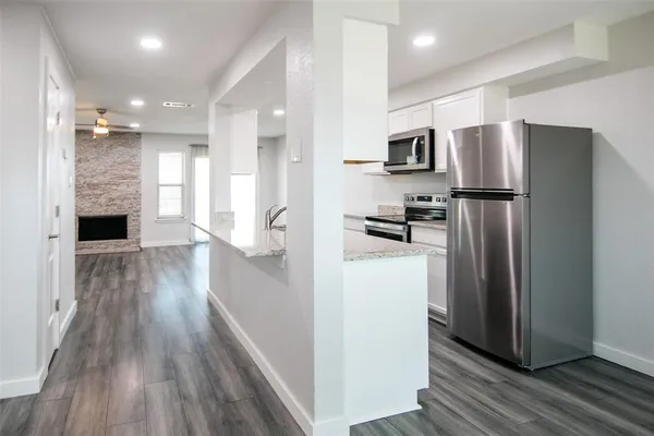 $140,000 | 849 Gun Barrel Lane, Unit F5, Gun Barrel City, TX 75156