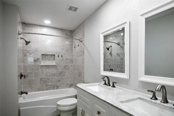 $140,000 | 849 Gun Barrel Lane, Unit F5, Gun Barrel City, TX 75156