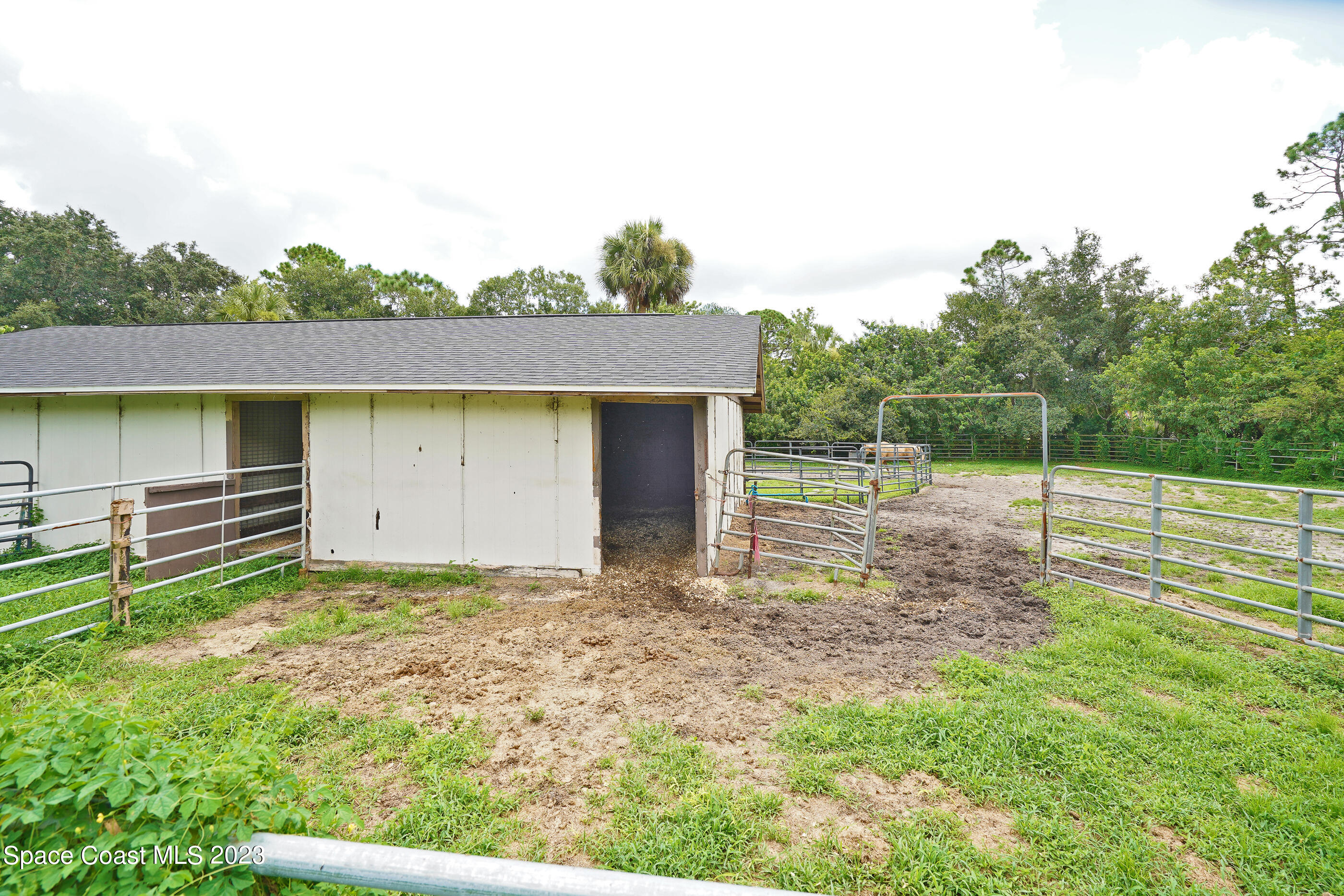 2525 Friday Road Cocoa, FL 32926 - Photo 43 of 77 2525 Friday Rd-53