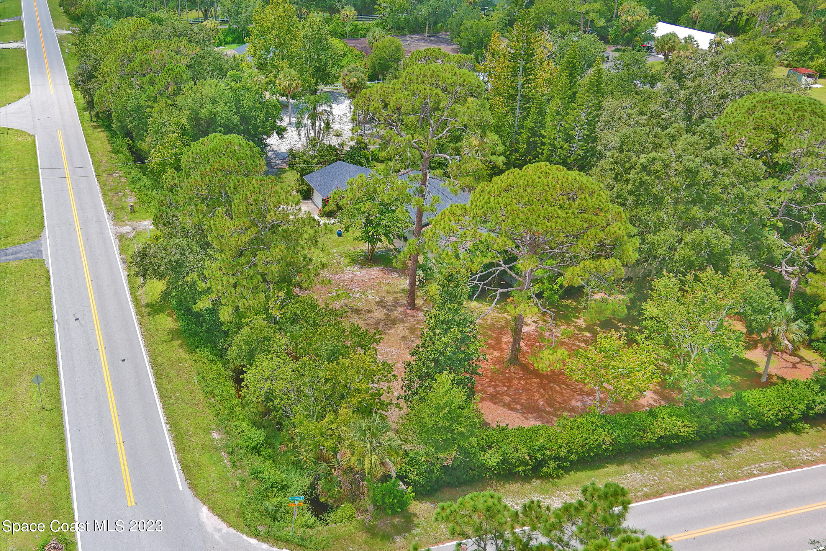 2525 Friday Road Cocoa, FL 32926 - Photo 52 of 77 a view of a garden