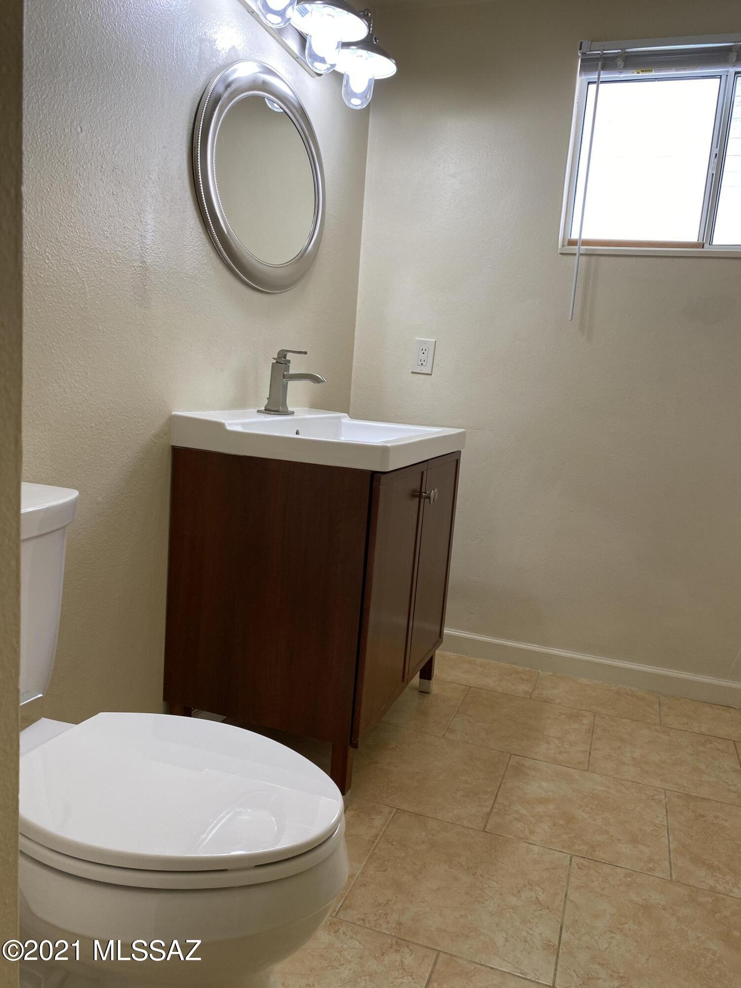 1751 East Orange Grove Road Tucson, AZ 85718 - Photo 23 of 40