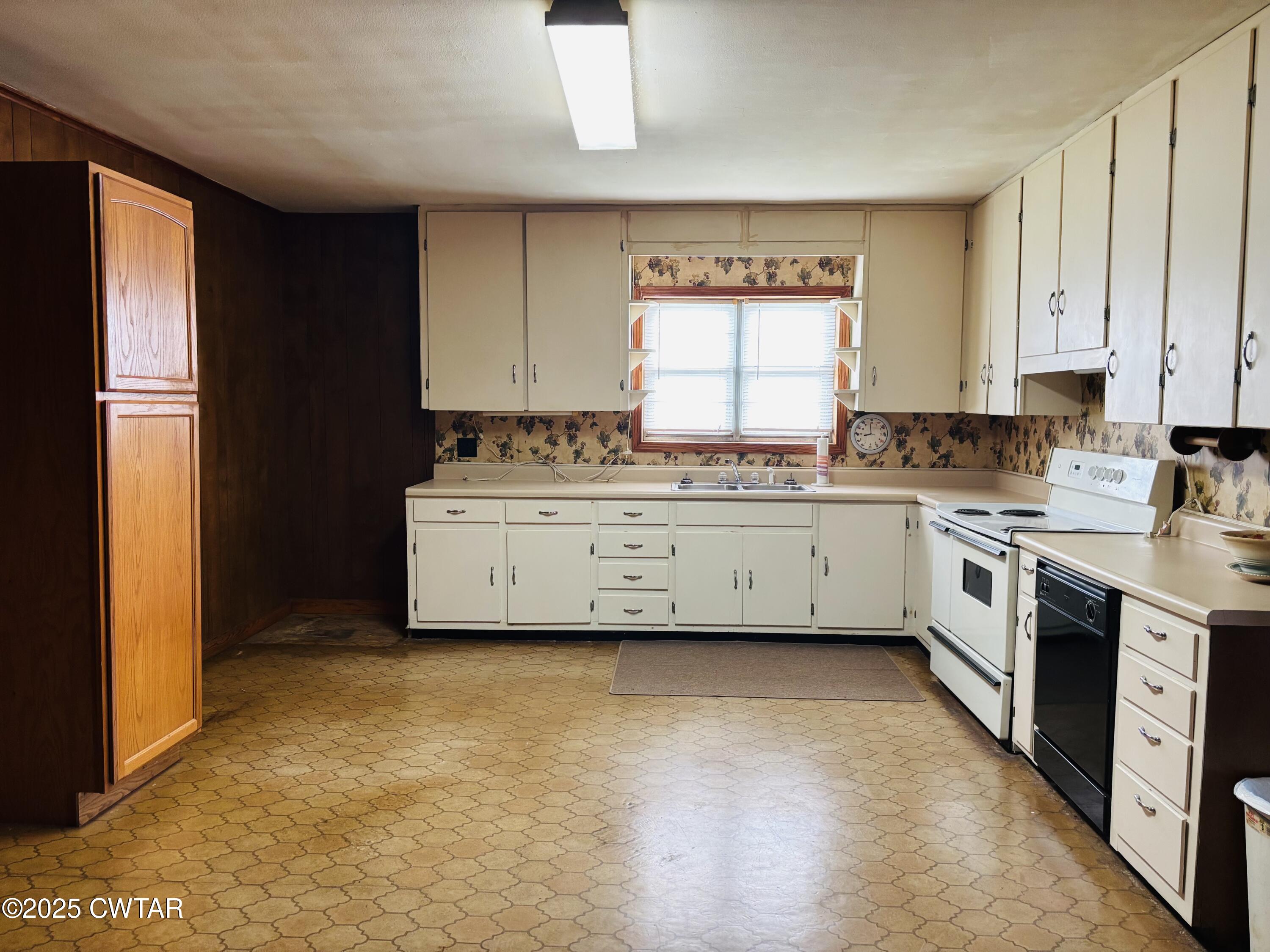 494 Elizabeth Road Friendship, TN 38034 - Photo 7 of 22 IMG_4466