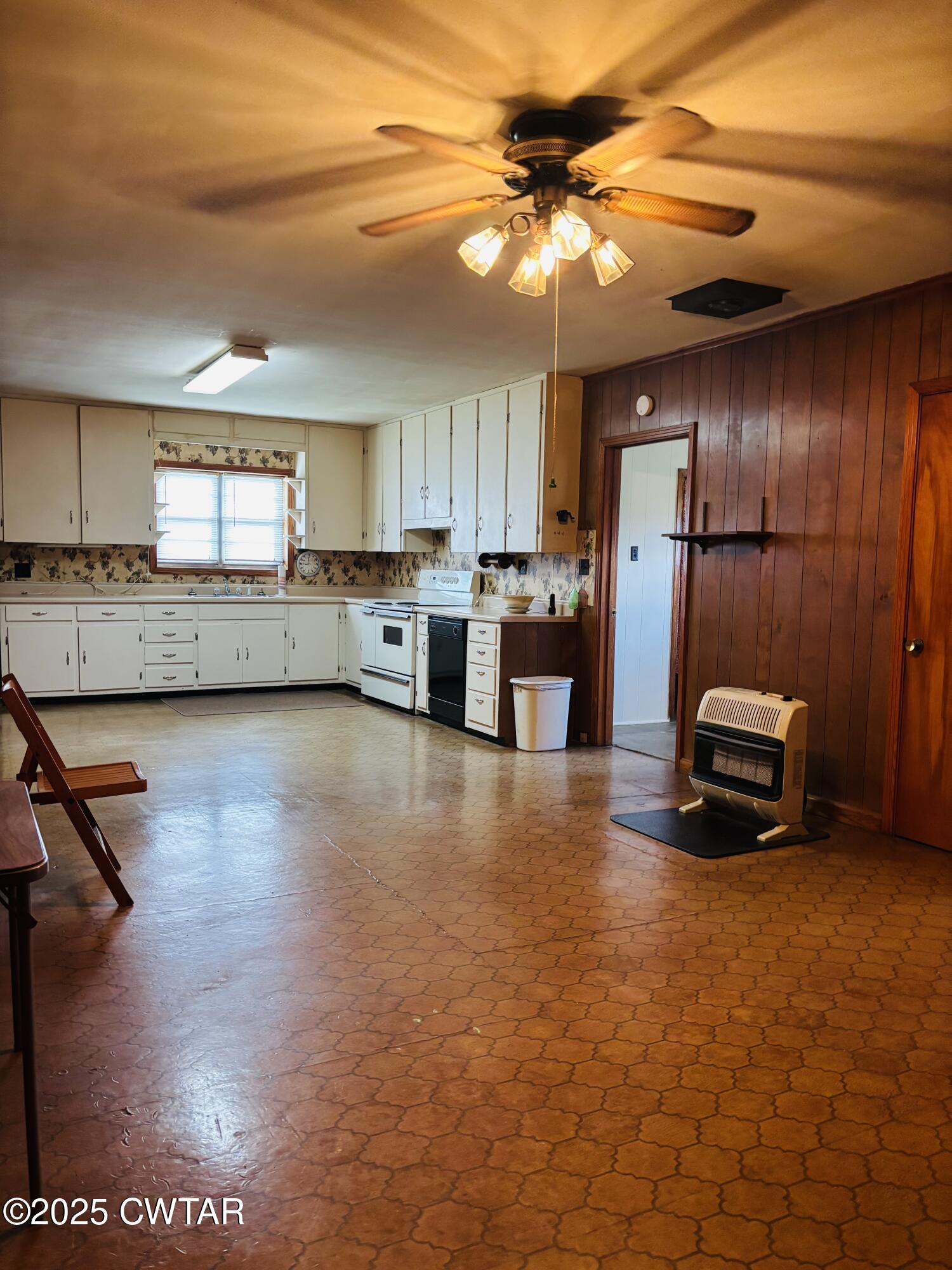 494 Elizabeth Road Friendship, TN 38034 - Photo 9 of 22 IMG_4467