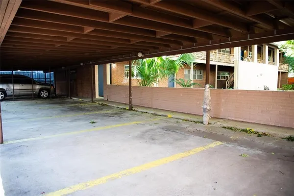 $1,425 | 1405 Hyde Park Boulevard, Unit 6, Houston, TX 77006