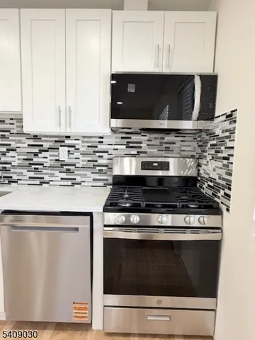 $1,850 | 114 North Beverwyck Road, Unit 11, Lake Hiawatha, NJ 07034