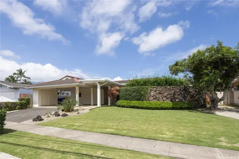 $1,725,000 | 626 Papalani Street, Kailua, HI 96734