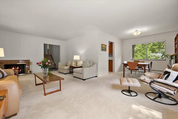$805,000 | 2511 Londonderry Road, Ann Arbor, MI 48104