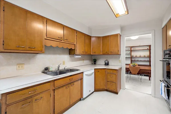 $805,000 | 2511 Londonderry Road, Ann Arbor, MI 48104