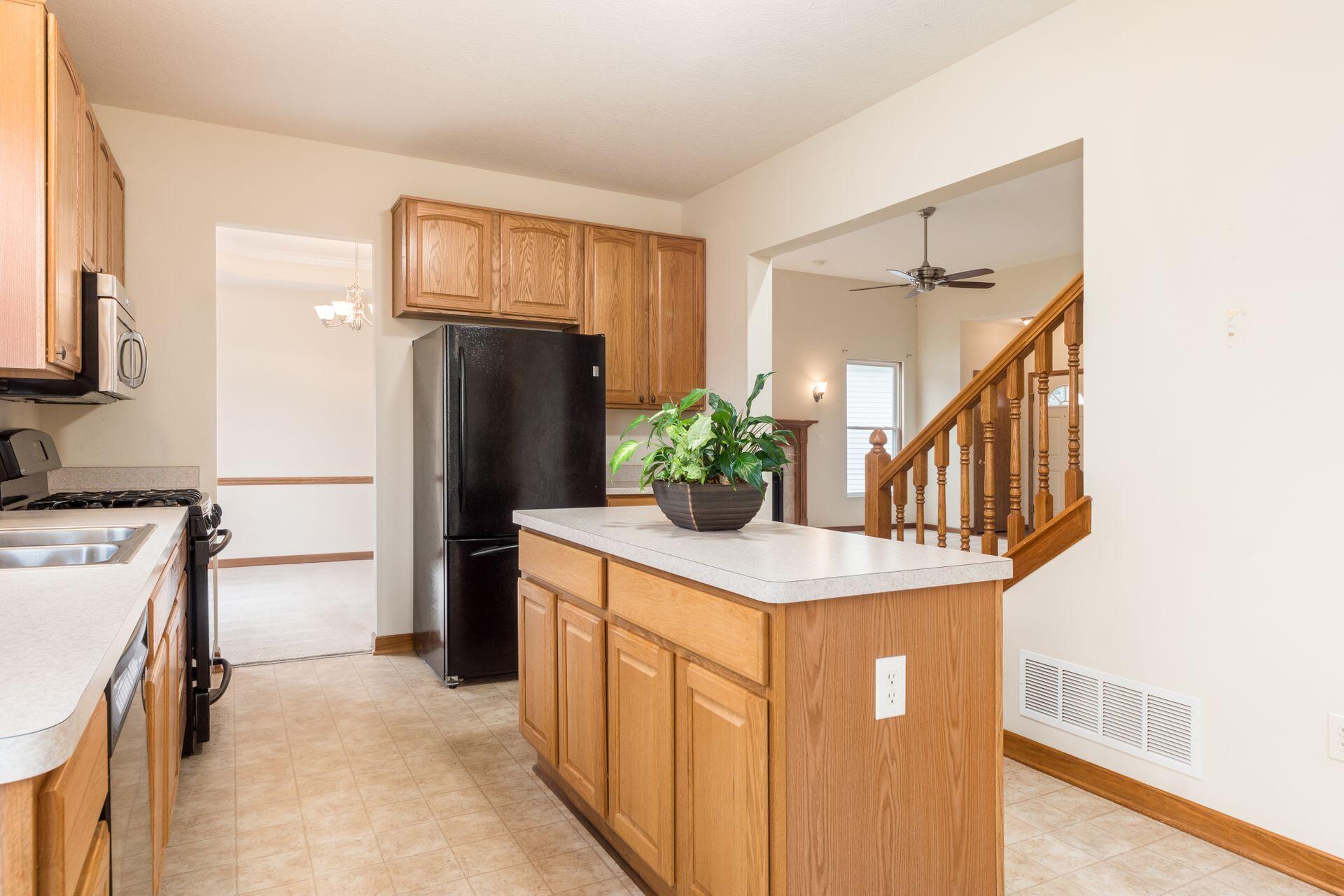 405 Shellbark Road Marysville, OH 43040 - Photo 14 of 39 018_ea_Z 405 Shellbark Rd 033