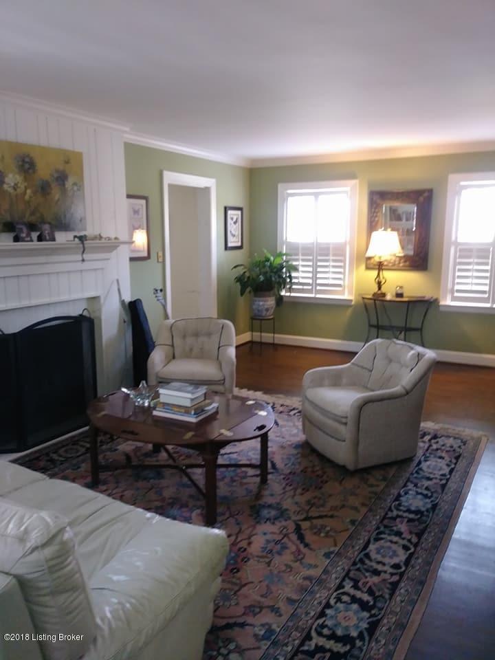 2903 Dundee Road Louisville, KY 40205 - Photo 14 of 39 Formal living Room
