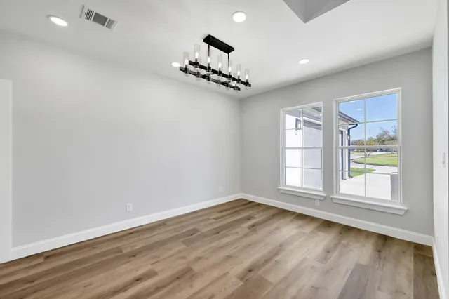 $4,100 | 49 Winterhaven Lane, Montgomery, TX 77356