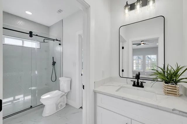 $4,100 | 49 Winterhaven Lane, Montgomery, TX 77356