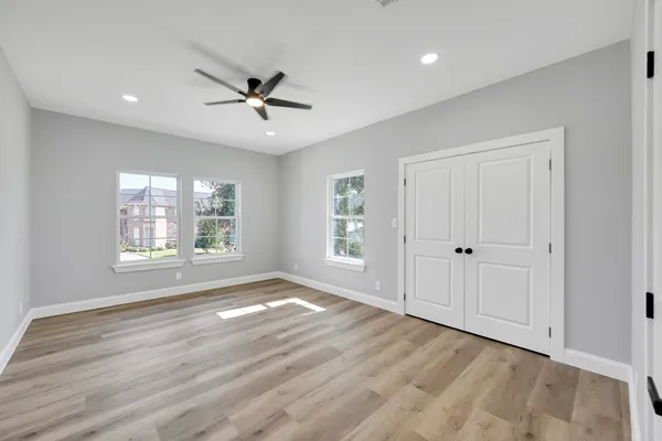 a view of outdoor space yard and porch