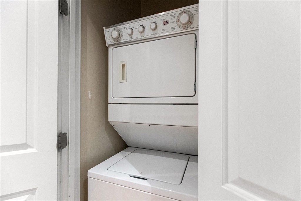 14 Marshal Street, Unit 3 Brookline, MA 02446 - Photo 18 of 19