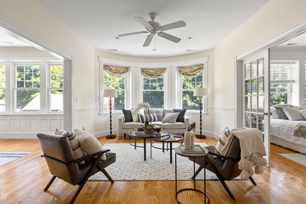 14 Marshal Street, Unit 3 Brookline, MA 02446 - Photo 2 of 19