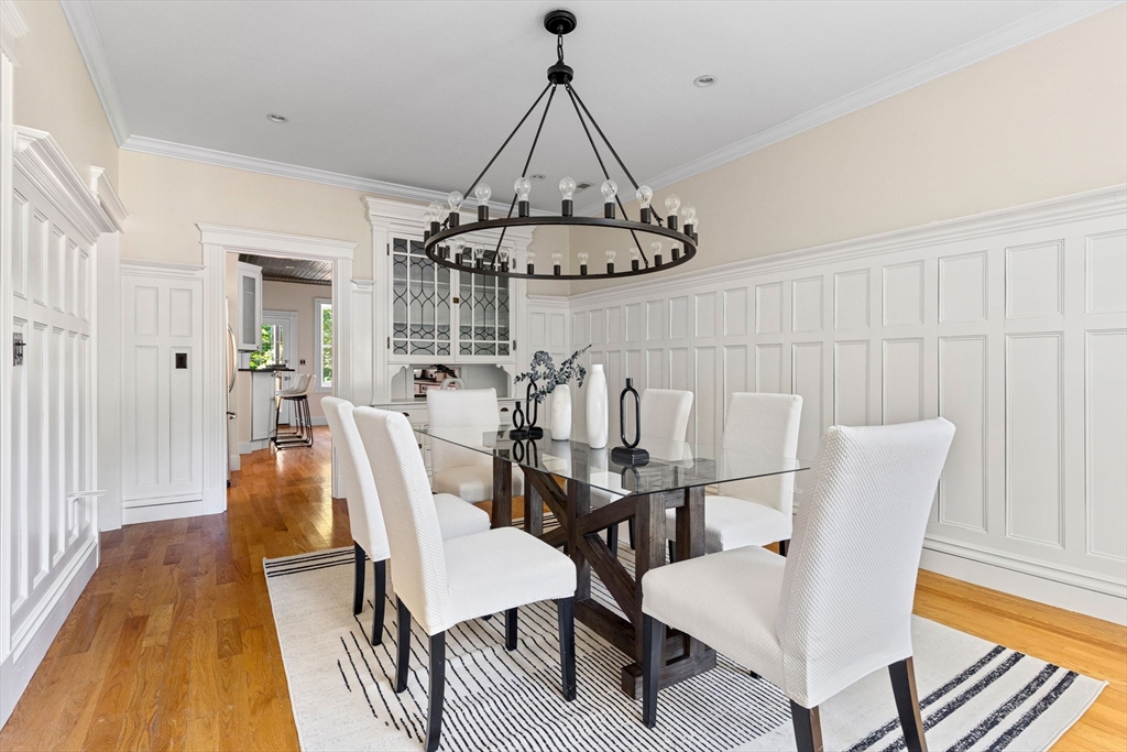 14 Marshal Street, Unit 3 Brookline, MA 02446 - Photo 4 of 19