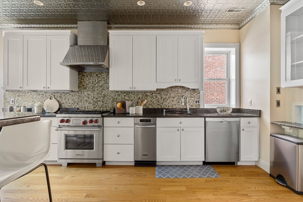 14 Marshal Street, Unit 3 Brookline, MA 02446 - Photo 5 of 19