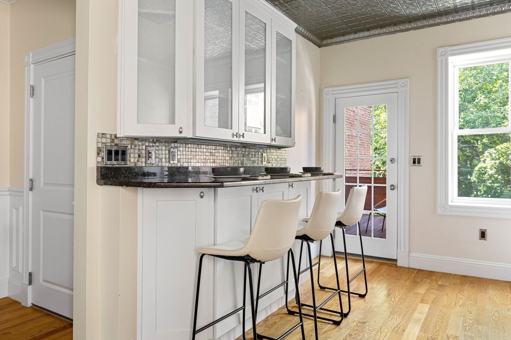 14 Marshal Street, Unit 3 Brookline, MA 02446 - Photo 7 of 19