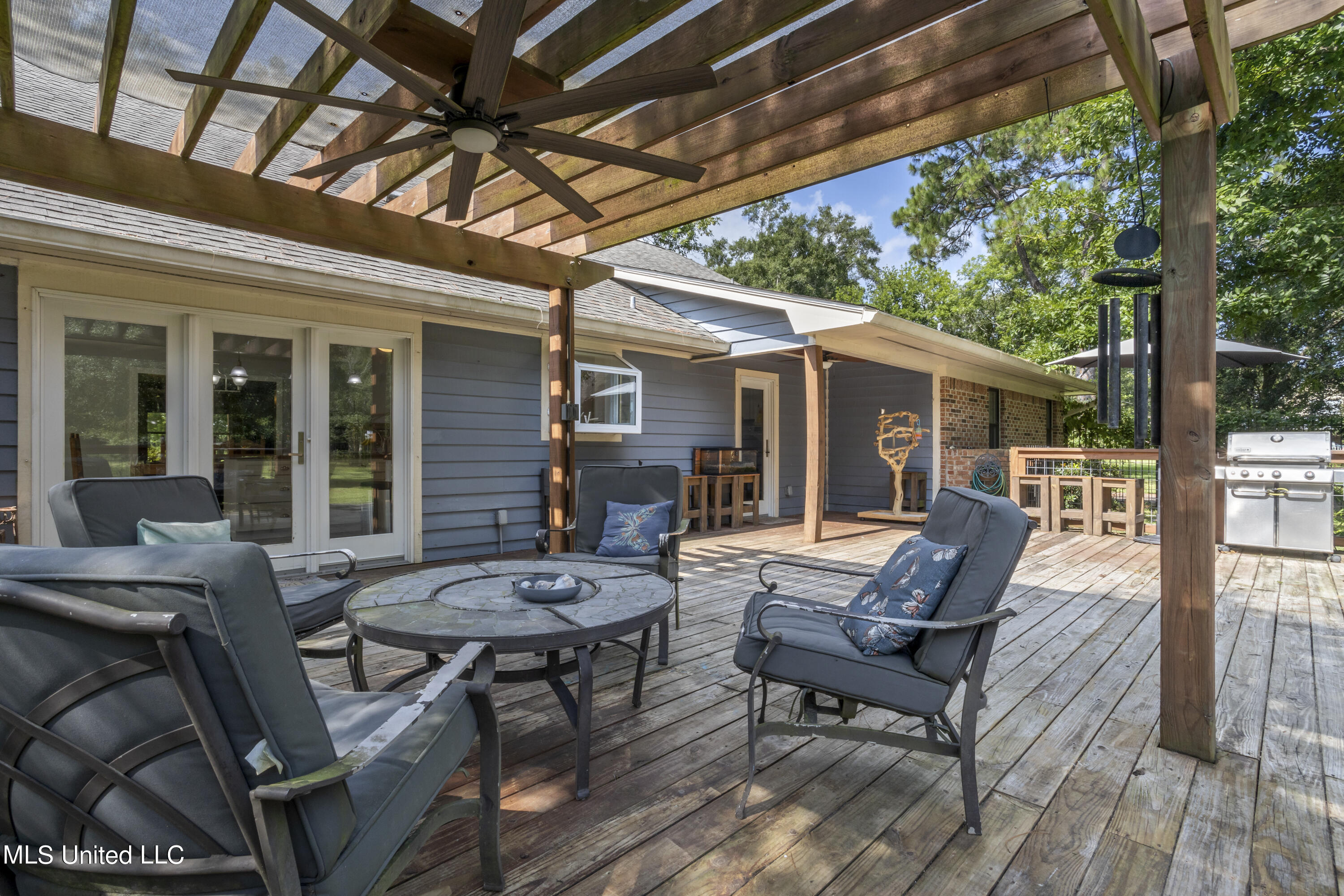 20324 Longview Road Long Beach, MS 39560 - Photo 29 of 40 037