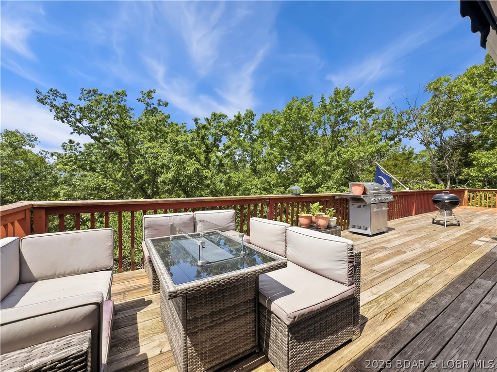 1589 Ridgeview Terrace Osage Beach, MO 65065 - Photo 45 of 60 Upstairs Deck