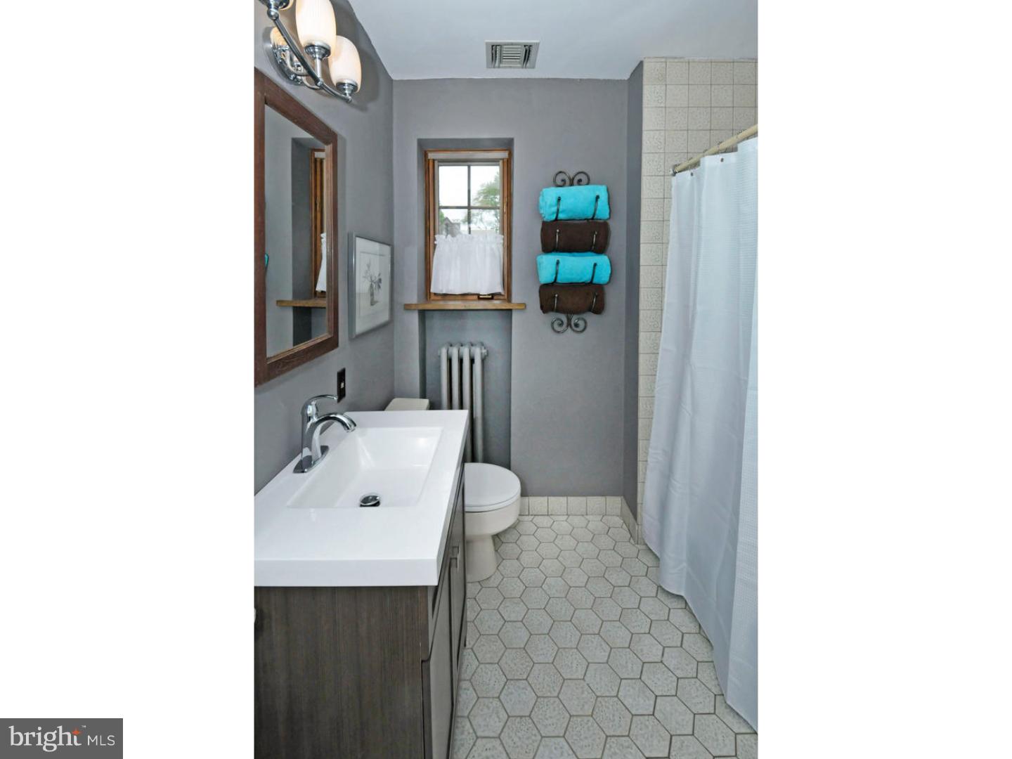 430 Clement Road Jenkintown, PA 19046 - Photo 21 of 25 Bathroom