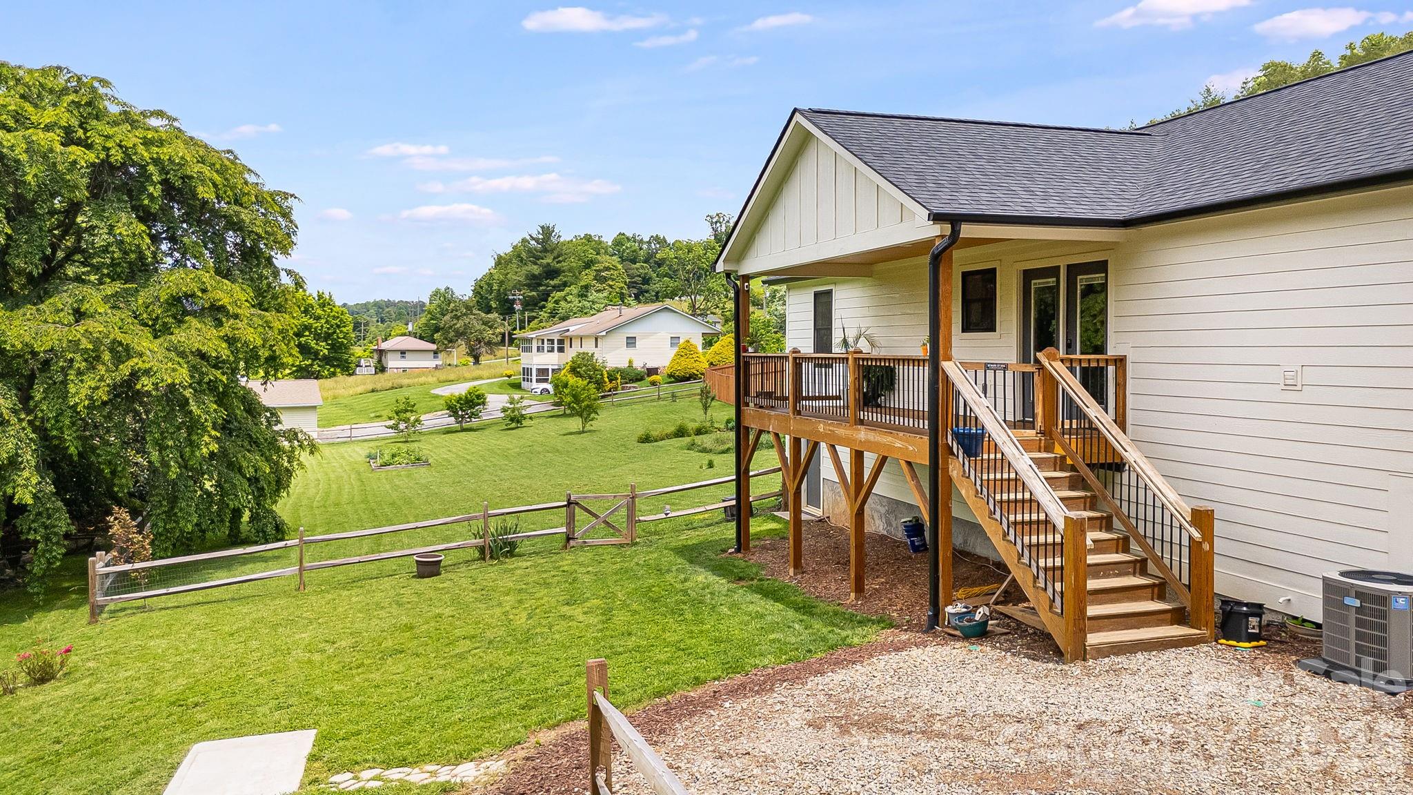 923 Newfound Road Leicester, NC 28748 - Photo 27 of 32
