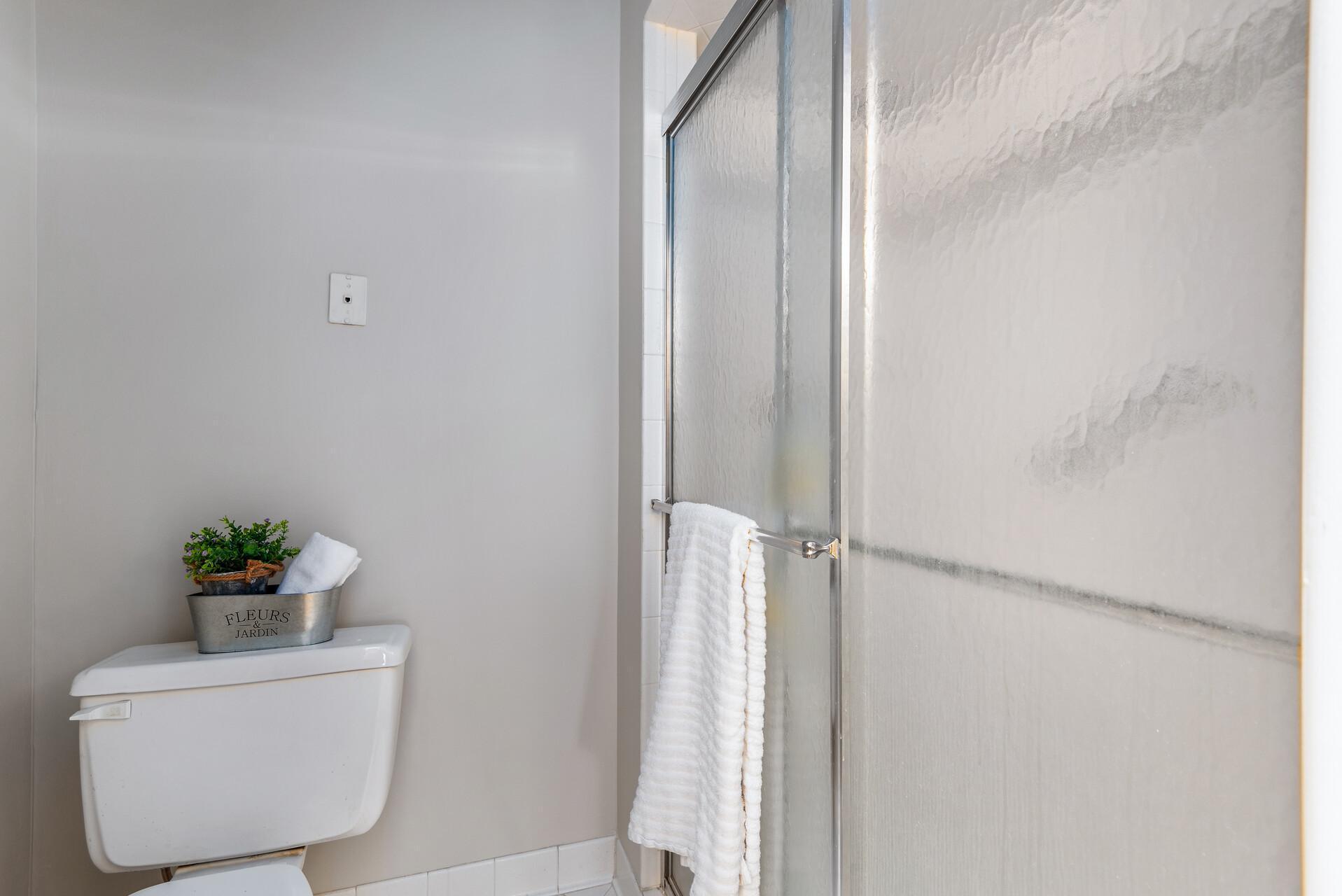 8549 Irwin Road, Unit 231 Bloomington, MN 55437 - Photo 9 of 15 Gallery Image 9