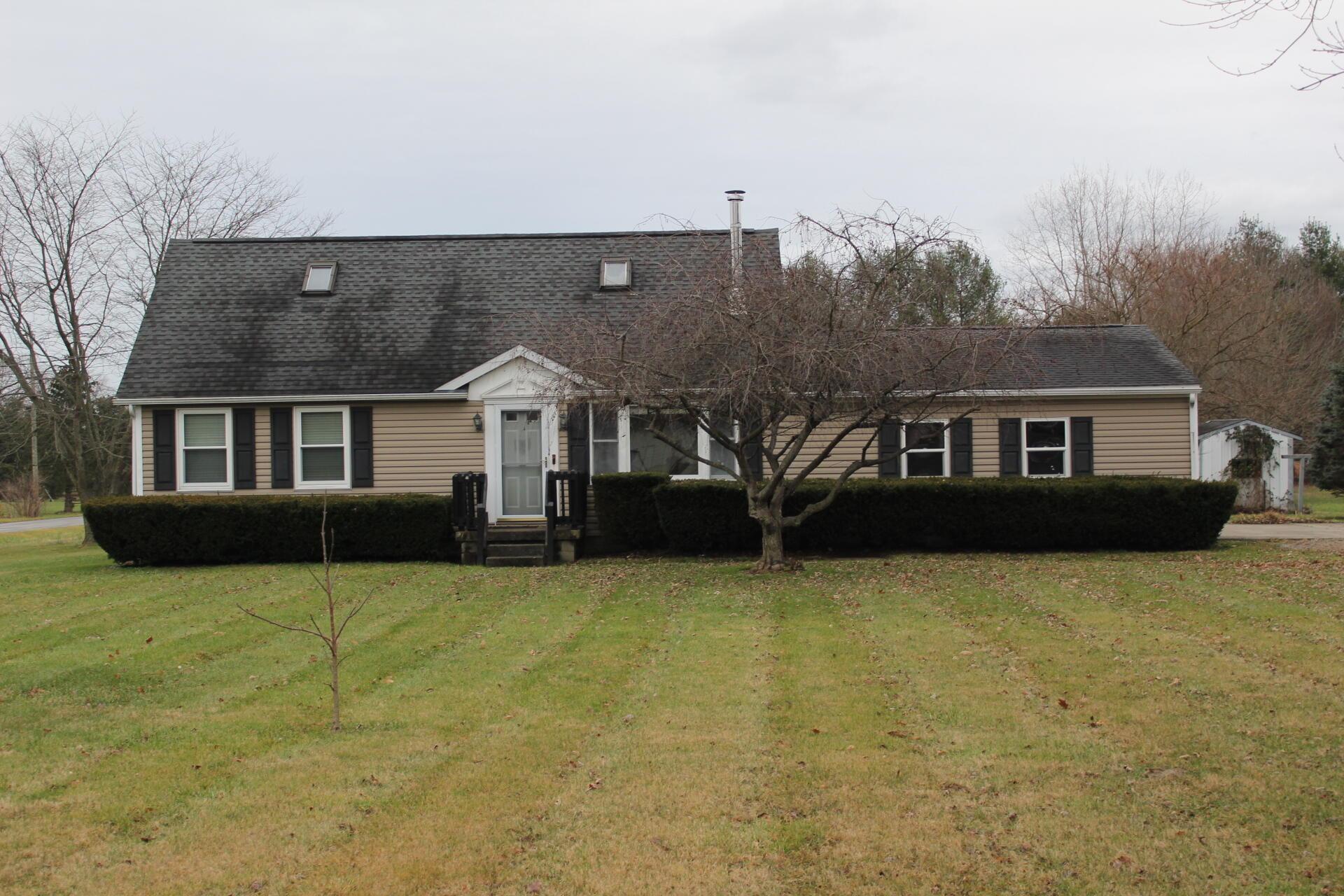 7565 Gale Road Southwest Hebron, OH 43025 - Photo 3 of 21 IMG_4679