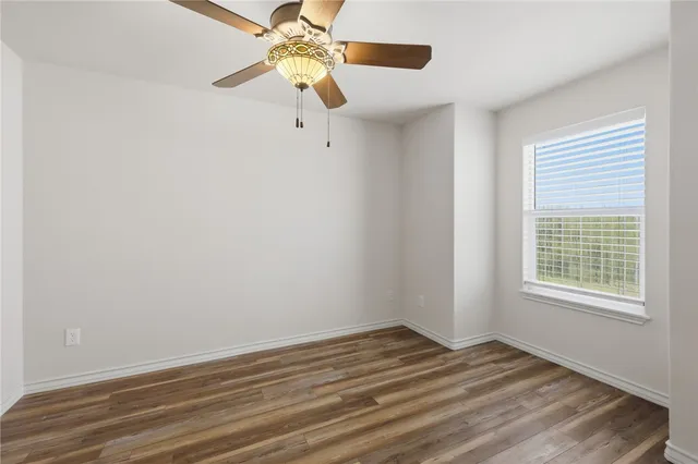 $250,000 | 1001 West 1001 Bayview Boulevard, Unit G, Portland, TX 78374